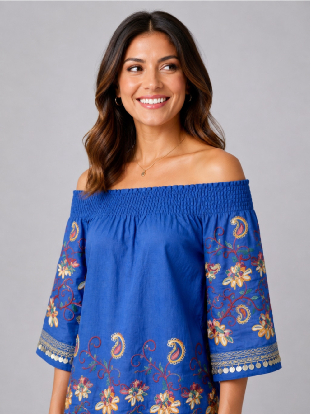 OSO Casuals Woven Chambray Embroidery Top – Size L